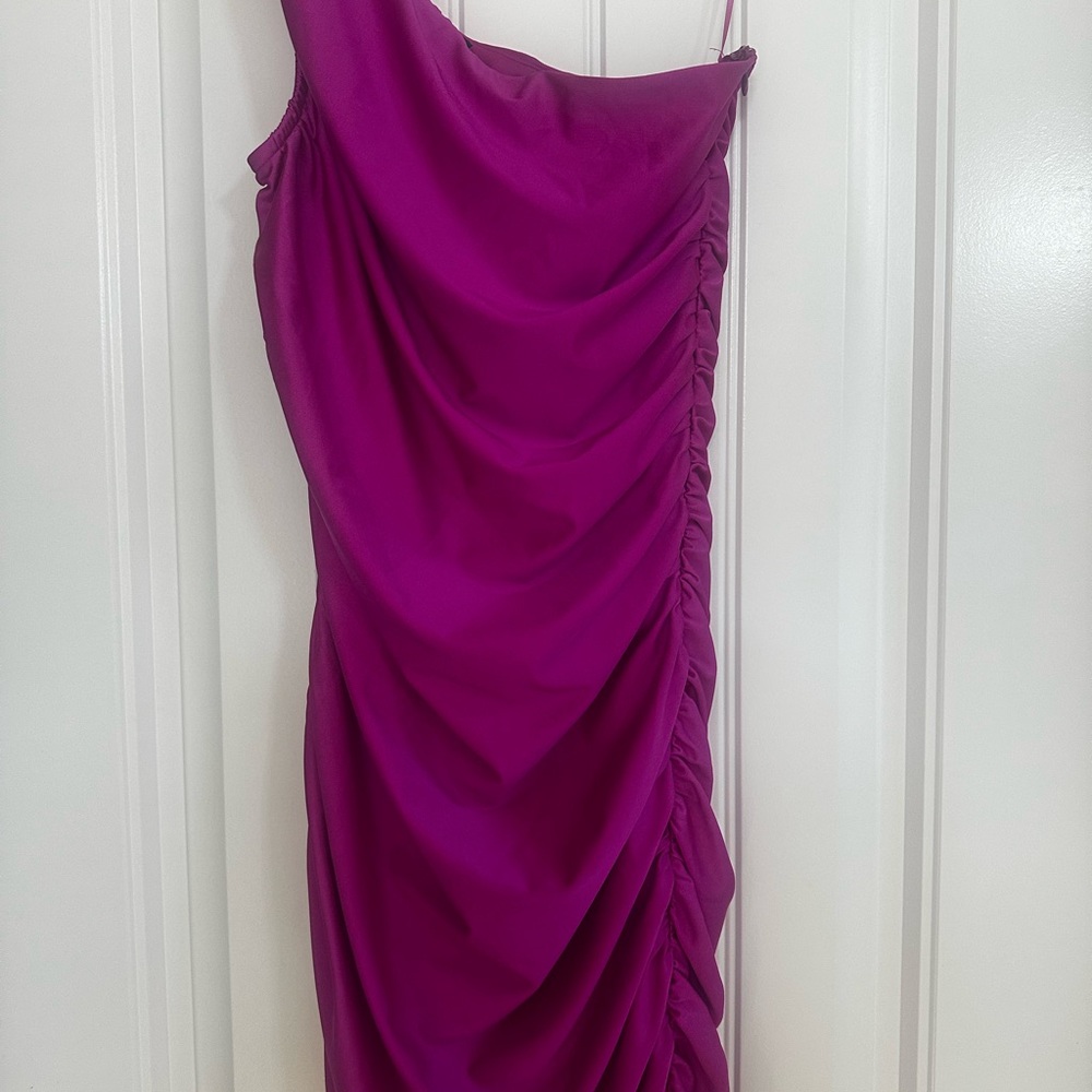 Vici One Shoulder Fuchsia Dress